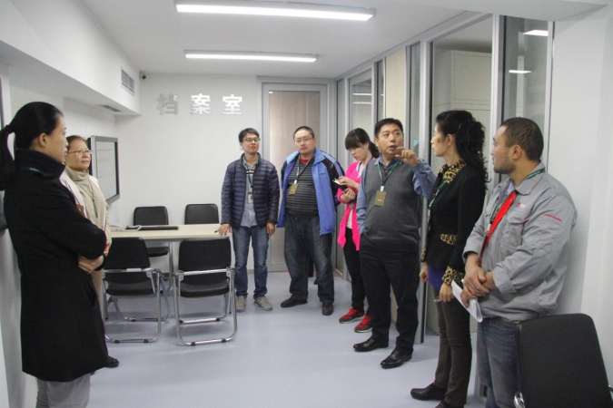 公司档案室重装一新投入使用