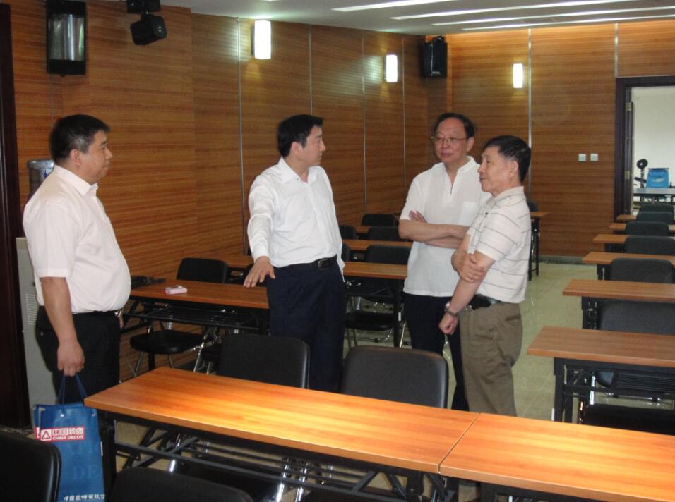 北京建筑装饰协会领导来公司视察