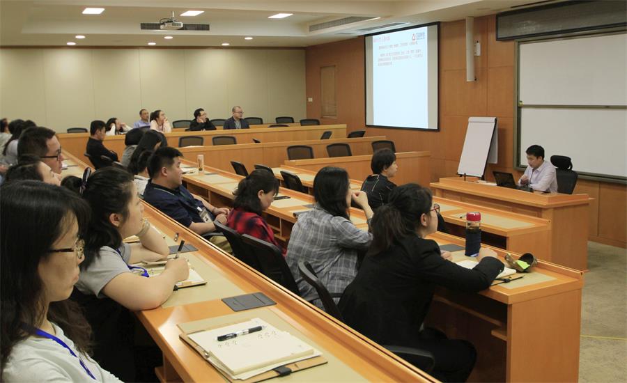 企管部举办企业宣传报道供稿要求与技巧培训