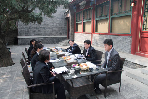 北京市建筑装饰协会金融服务专业委员会在京会议举行