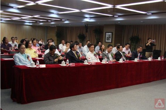 中国装饰与轻舟装饰正式签署战略合作协议书