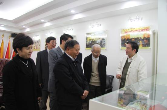 中轻联会长步正发等领导同志到我司视察
